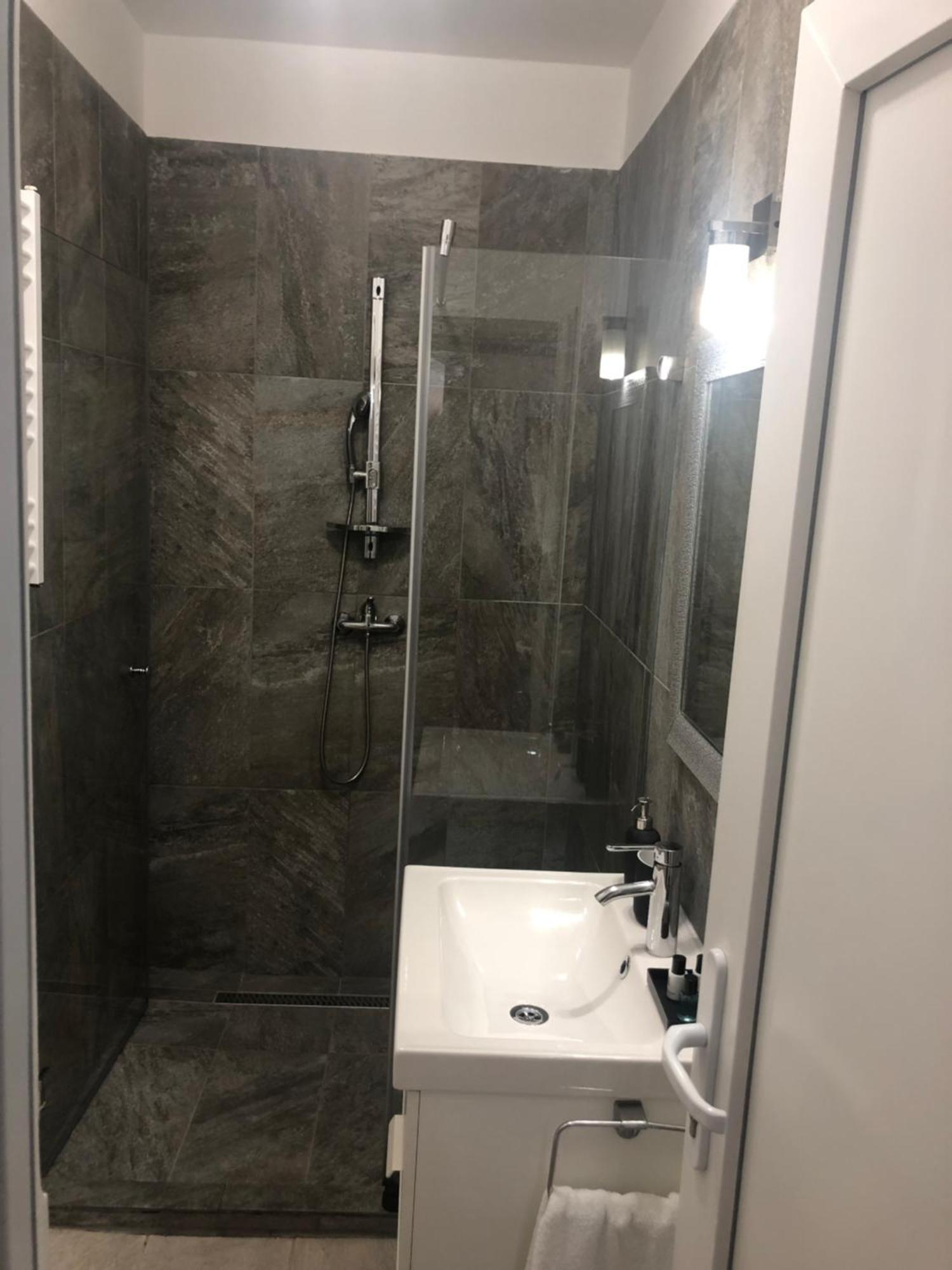 Dohany Apartment Deluxe Budapest Esterno foto